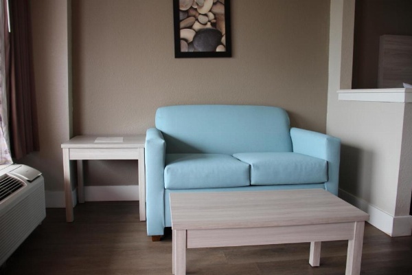 Boca Suites Deerfield Beach, SureStay Collection by BW image 10