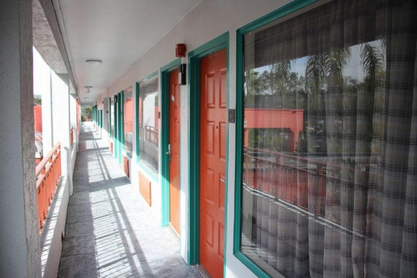 Boca Suites Deerfield Beach, SureStay Collection by BW image 22