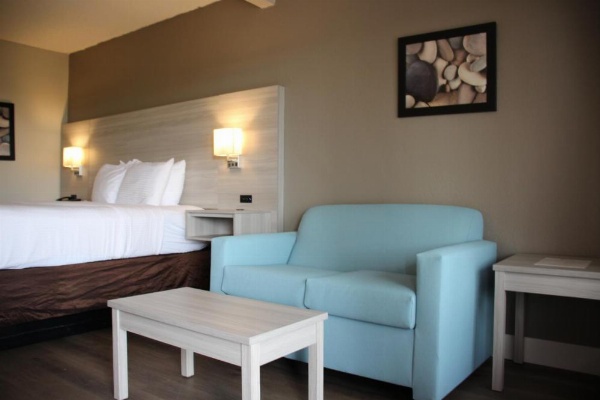 Boca Suites Deerfield Beach, SureStay Collection by BW image 25